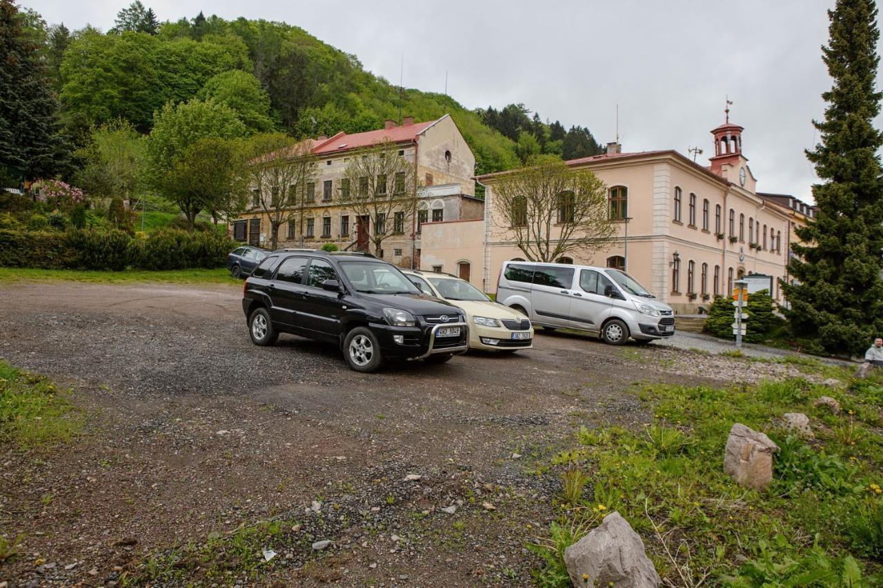 Apartman Žacléř Eksteriør billede